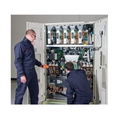 APC Advantage Ultra Service Plan - Serviceerweiterung - Arbeitszeit und Ersatzteile (für USV 20 - 25 kVA) - 1 Jahr - Vor-Ort -