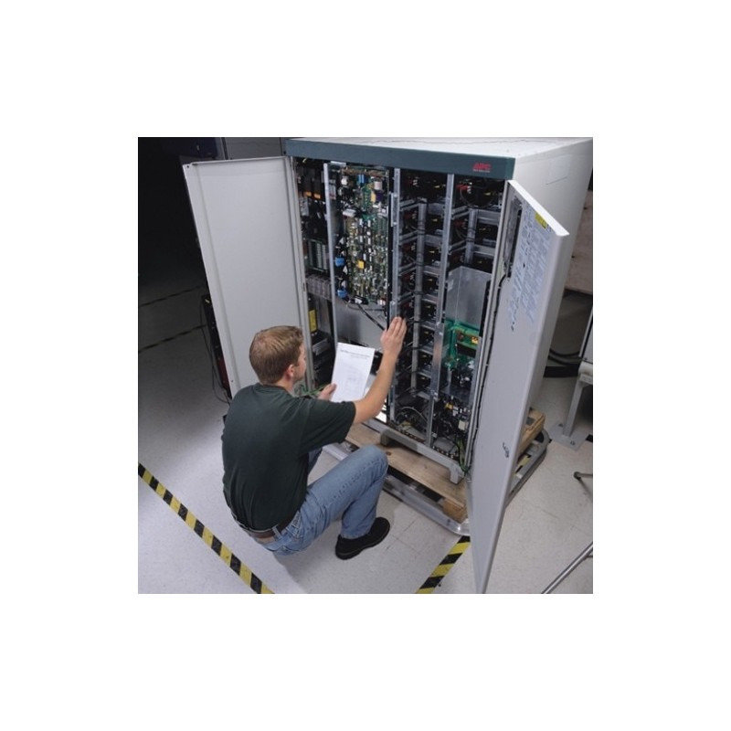 APC On-Site Service 8 Hour 7X24 Response Upgrade to Factory Warranty or Existing Service Contract - Serviceerweiterung - Arbeit